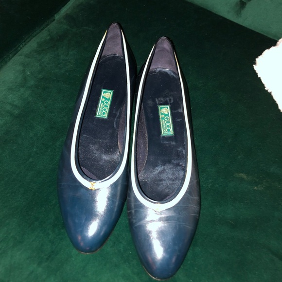 Women’s Gucci Navy & Cream trim flats - Picture 4 of 5